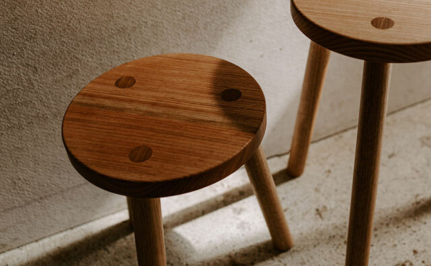 How to Find the Right Bespoke Furniture Maker in England, UK.