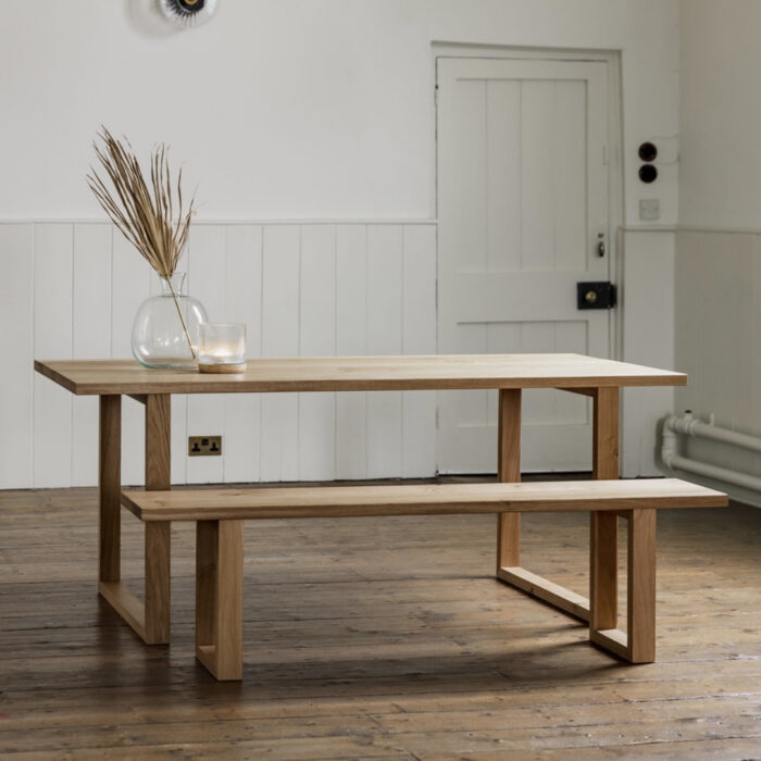 Sussex – Solid Oak Dining Table