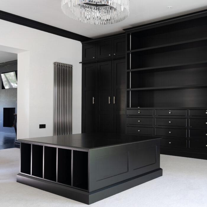 Black Dressing Room
