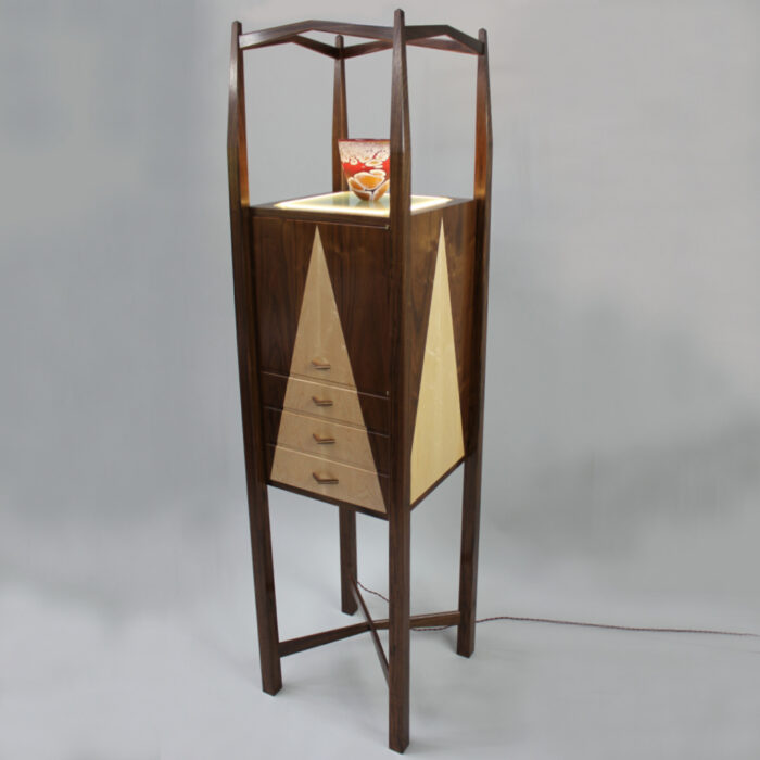Luxor Cabinet