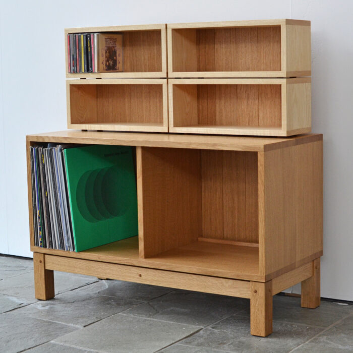 Domino Cabinet