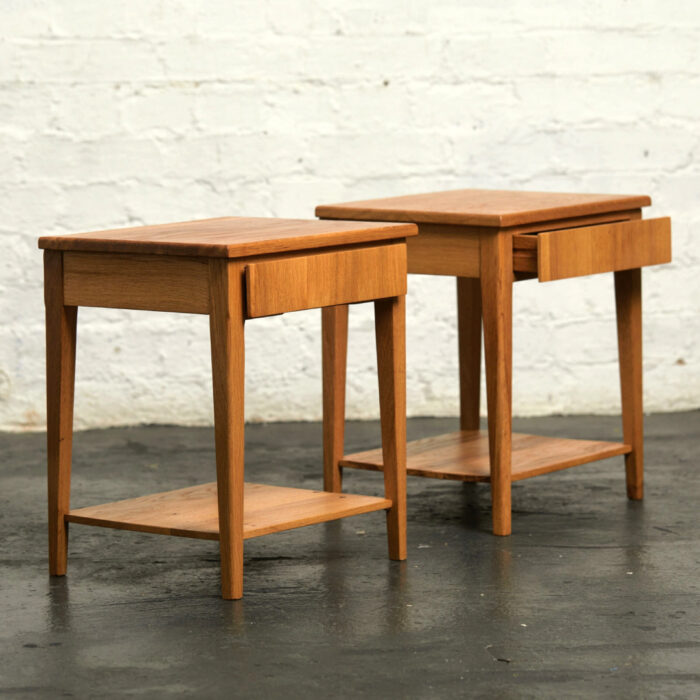 Pari Bedside Table